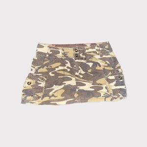 Y2K cargo camo mini skirt